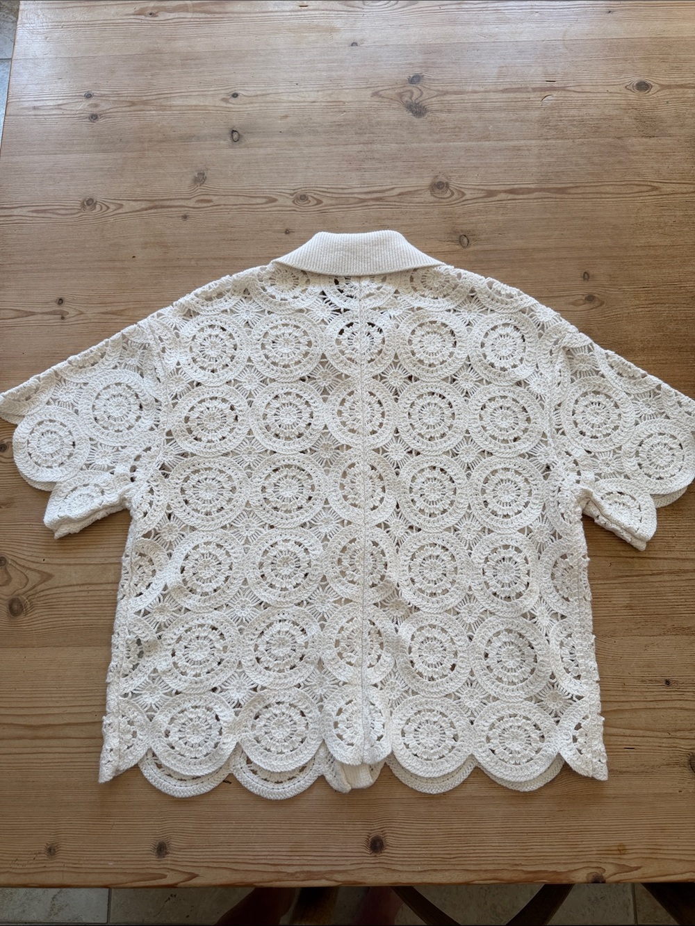 Abercrombie & Fitch Cream Crochet Collared Button-Up - Picture 4 of 4